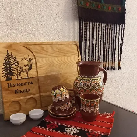 Feriehus Къща За Гости Начовата Къща Стойките, Пампорово *