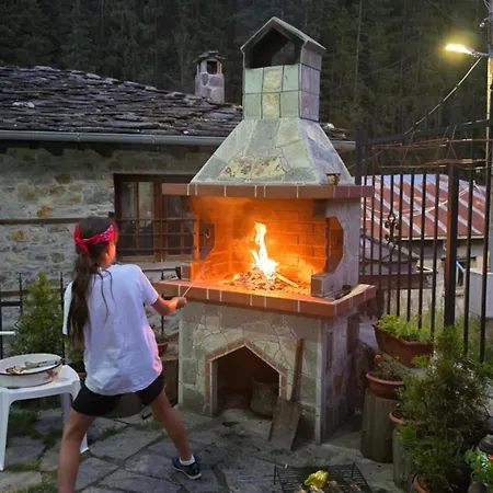Feriehus Къща За Гости Начовата Къща Стойките, Пампорово *